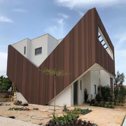 新疆木塑材料厂家供货 塑木墙板|新疆户围栏塑木吊顶天花板阳台塑木吊顶板厂家销售