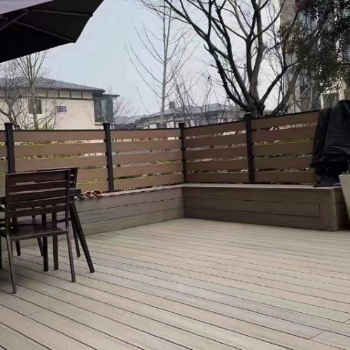 新疆木塑地板栈道工程|广泛使用于临水地区、海边、湖边等水边栈道、广场、新疆码头栈